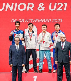 Казахстанские каратисты завоевали 15 наград на старте ЧА-2023