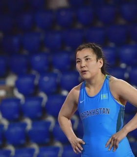  Казахстанки взяли две медали на борцовском турнире в Турции 