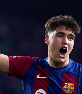 «Барселона» продлила контракт с 17-летним Пау Кубарси: отступные составляют 500 млн евро
