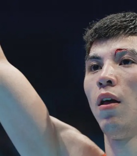 ASBC АЧ финалында қазақстандық боксшыны төрешілер 
