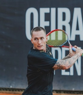 Денис Евсеев вышел в полуфинал турнира в Португалии