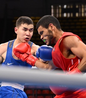 Мухаммедсабыр Базарбайвлы уступил в 1/4 финала на Олимпийском отборе по боксу