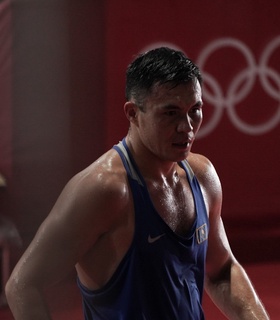 Бокс: cможет ли Кункабаев взять вторую медаль на ОИ-2024 