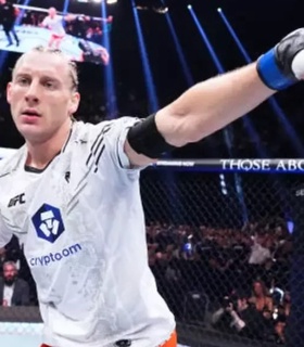 Бонусы UFC 304: Пимблетт получил $200 тысяч, Аспиналл и Паркин – по $100 тысяч