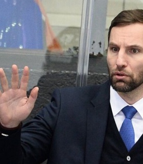 «Барыс» отправил в отставку главного тренера Дэвида Немировски