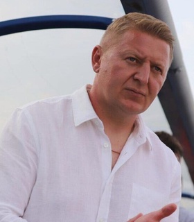 Тренер «Амкала» Виталий Панов предлагает «Алании» заменить хороводы на лезгинку