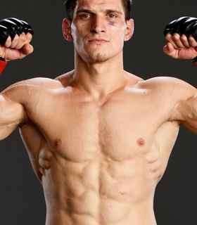 Мовсар Евлоев отправился в Россию из-за отсутствия соперника на UFC 307