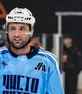 Роман Ротенберг забросил шайбу на тренировке СКА