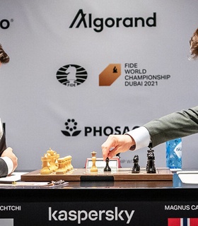 Ян Непомнящий уступил Магнусу Карлсену в четвертьфинале Champions Chess Tour