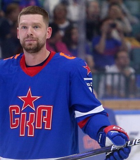 Губерниев выразил надежду на скорейшее возвращение Кузнецова после травмы