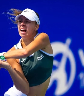 Магда Линетт впервые вышла в четвертьфинал турнира WTA 1000