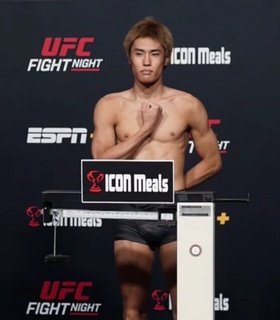 Бойцы Ройвал и Таира показали одинаковый вес перед турниром UFC Vegas 98