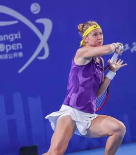 Цзюцзян (WTA): определились пары полуфиналистов