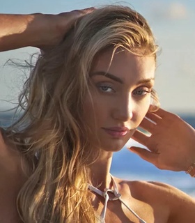 Кэмерон Бринк появится в ежегодном выпуске Sports Illustrated Swimsuit