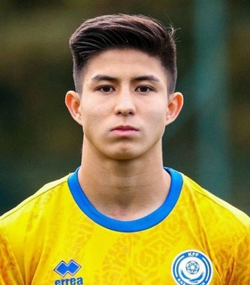 «Кайрат» объявил о переходе 16-летнего Сатпаева в «Челси»