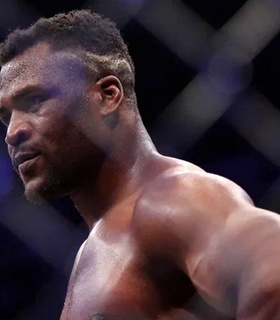 Трагедия в Камеруне: экс-чемпион UFC Нганну насмерть сбил 17-летнюю девушку