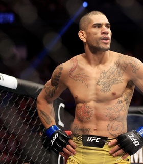 Анкалаев обвинил Перейру в отказе от реванша на UFC 317