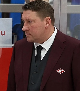 Миронов и Кузьменков покинули тренерский штаб «Трактора»