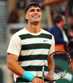 Карлос Алькарас выиграл сотый матч на грунте на уровне ATP