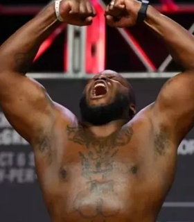 Деррик Льюис считает, что в UFC все идет по сценарию