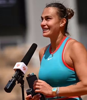 Арина Соболенко вышла в финал «Ролан Гаррос», обыграв Игтимашновую  чемпионку
