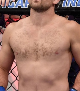 Экс-боец UFC Бен Аскрен госпитализирован с тяжелой пневмонией