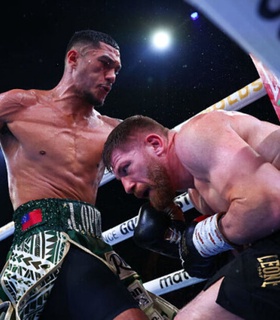 Джей Опетая нокаутировал Клаудио Скуэо и защитил титул чемпиона IBF