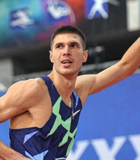 Михаил Акименко пропустил командный чемпионат России из-за травмы спины