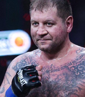 Александр Емельяненко не исключает возвращения в спорт