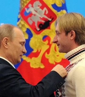 Владимир Путин поблагодарил Евгения Плющенко за вклад в общественные мероприятия