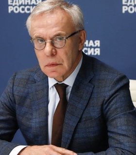 Вячеслав Фетисов: Россия вернется на международную арену только с флагом и гимном