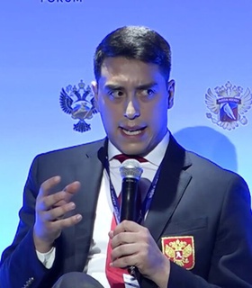 Тренер СКА Дэниэл Бохнер продолжит карьеру в «Каролине»