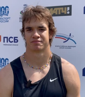 Александр Соловьев — чемпион NCAA по прыжкам с шестом в США