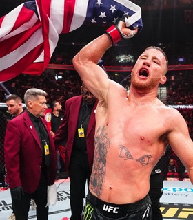 Джастин Гейджи требует титульный бой от UFC после отказа драться с Холлоуэем