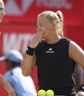 Данилина и Шнайдер остановились в шаге от титула на WTA-500 в Лондоне