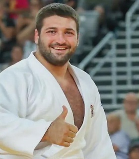 Владимир Путин поздравил Инала Тасоева с триумфом на чемпионате мира по дзюдо Владимир Путин поздравил Инала Тасоева с триумфом на чемпионате мира по дзюдо