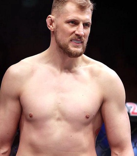 Александр Волков может стать чемпионом UFC до конца 2026 года с коэффициентом 4.00