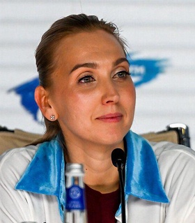Елена Веснина: Медведев — фаворит финала в Галле против Бублика