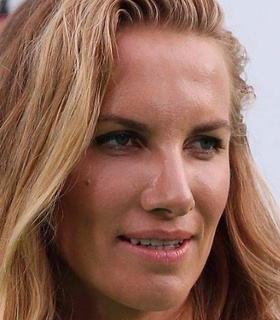 Светлана Кузнецова отмечает 40-летие