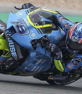Мотоцикл загорелся во время практики Гран-при Нидерландов MotoGP