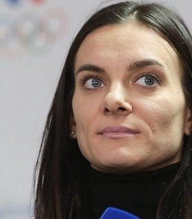 Александр Тихонов прокомментировал блокировку счетов Елены Исинбаевой