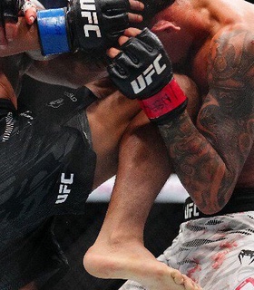 Махачев похвалил впечатляющий бой Вана и Ройвала на UFC 317