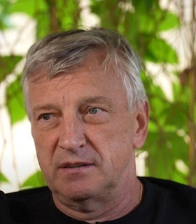 Дмитрий Кузнецов раскрыл ежемесячные расходы: «На питание уходит 20 тысяч рублей, на коммунальные услуги, телефоны и интернет – тоже 20»