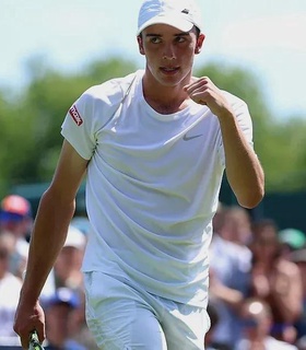 Оливер Тарвет одержал первую победу в ATP-туре на «Уимблдоне»