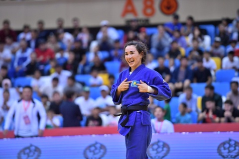 Абиба Абужакынова и Нурканат Серикбаев вышли в полуфинал чемпионата Азии по дзюдо
