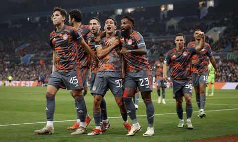 «Астон Вилла» дома уступила «Олимпиакосу» в первом матче полуфинала Лиги конференций