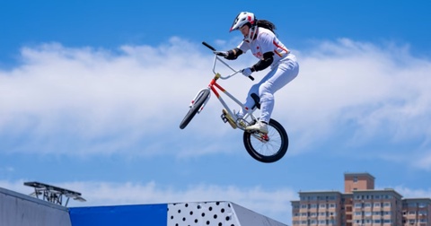 Китаянка Дэн Явэнь выиграла золото в BMX-фристайле на Олимпиаде-2024