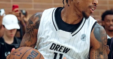 Демар Дерозан набрал 54 очка и 11 подборов в матче Drew League