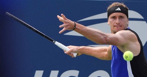 Зверев победил Мартерера в первом раунде US Open Зверев победил Мартерера в первом раунде US Open