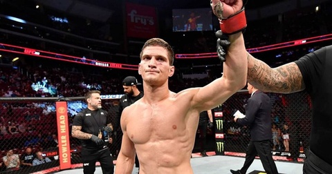 Евлоев надеется остаться в карде UFC 307 после снятия Стерлинга с боя Евлоев надеется остаться в карде UFC 307 после снятия Стерлинга с боя